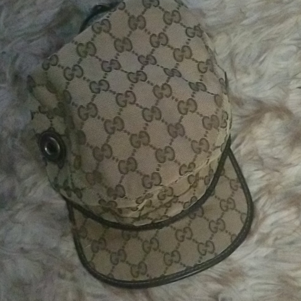 Gucci hat